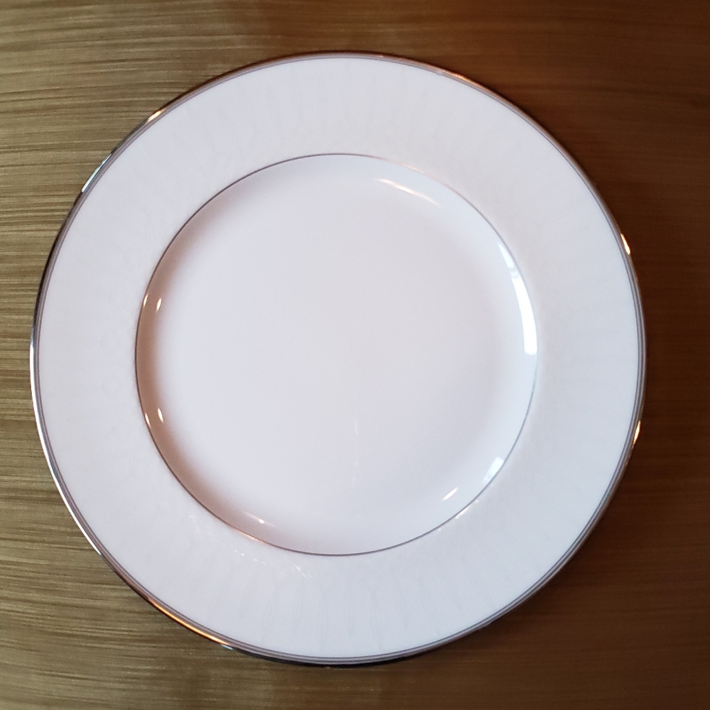 Vintage Waterford Lismore Platinum Dinner Plate